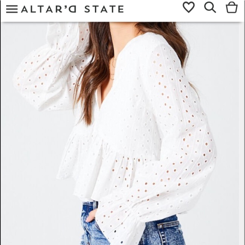 ISO THIS TOP!!!